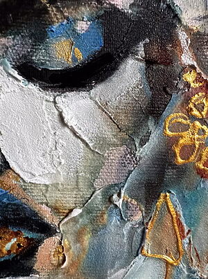 „Where Shadows Touch Her Light” (2025) – Expressives Frauenportrait von Lana Frey, Mixed-Media