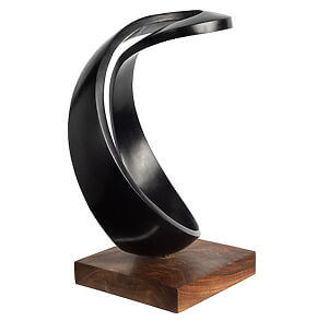 Abstrakte Bronzeskulptur "Unendlich 44" (2024) von Yves Rasch