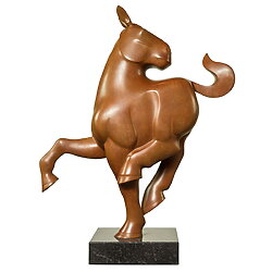 Bronze and stone sculpture "Horse" by Evert den Hartog, brown