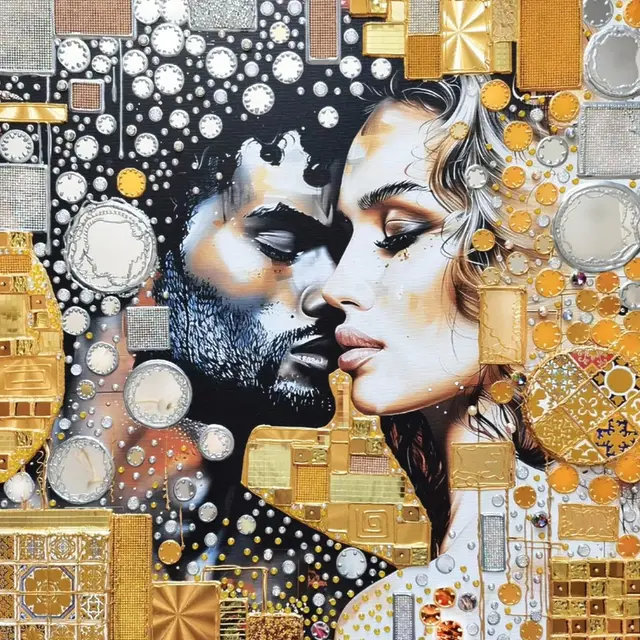 Mixed media painting &quot;International Love&quot; (2024) from BAST, sculptural 3D wall art the figures, wrapped in a mosaic of gold, bronze and silver, embody the beauty of common moments and affection. With a mixture of impressionist and semi -abstract styles, the work evokes the warmth of love and intimacy. It is a tribute to human ties, created to radiate sensual love energy into every home. Copyright: Artfinder / Bast #wandkunst #Mixedmediaart #Bast #loveart #artnouvaustyle #Youth style #Klimtinspired #Sculptural_Painting #Artlover #ArtContemporain